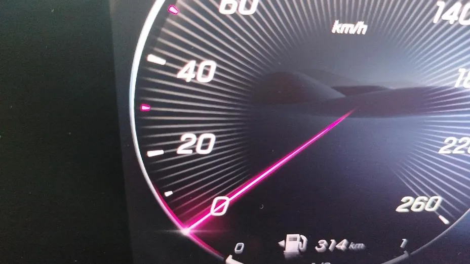 MERCEDES-BENZ CLA CLA 180 Progressive 7G-DCT