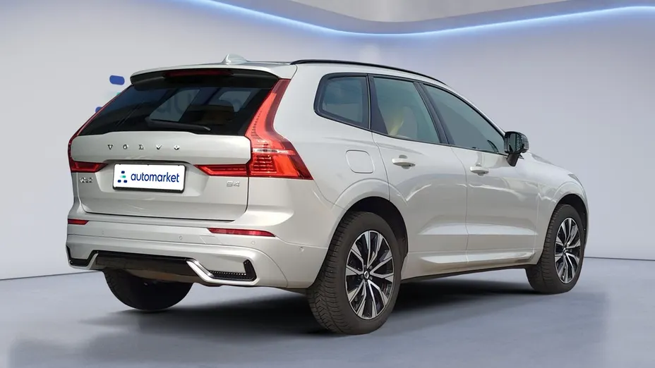 VOLVO XC60 XC60 B4 B Plus Dark aut