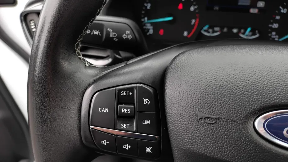 FORD Puma Puma 1.0 EcoBoost mHEV Titanium Design