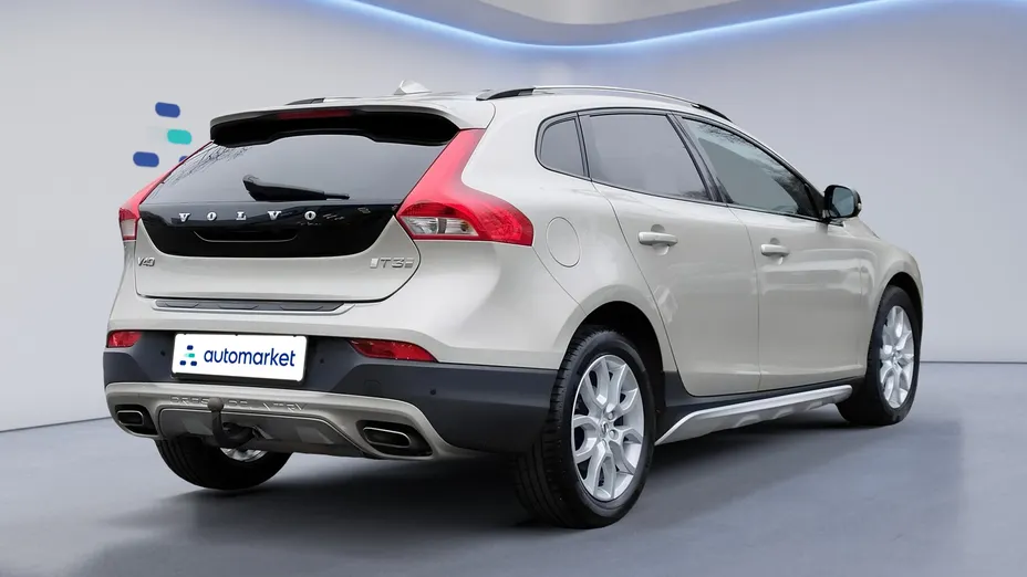 VOLVO V40 Cross Country V40 CC T3 Drive-E Summum aut