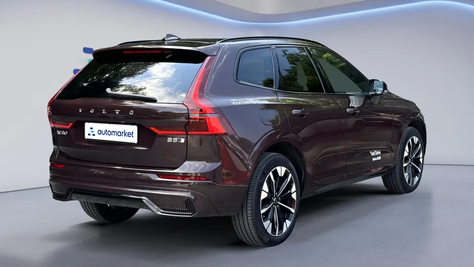 VOLVO XC60 XC60 B5 B AWD Ultra Dark aut