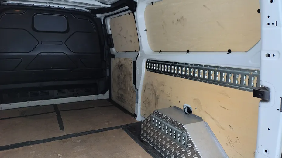 FORD Transit Custom Transit Custom 300 L2H1 Trend