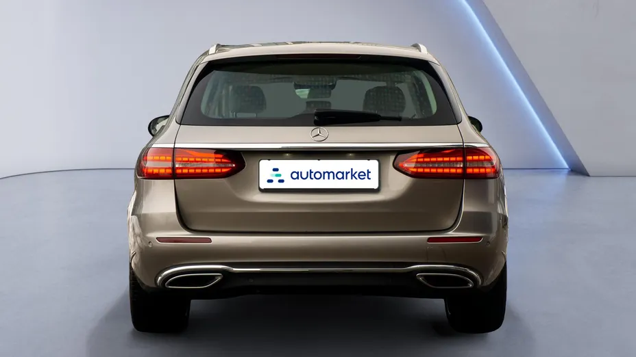 MERCEDES-BENZ E Klasa E 220 d 4-Matic