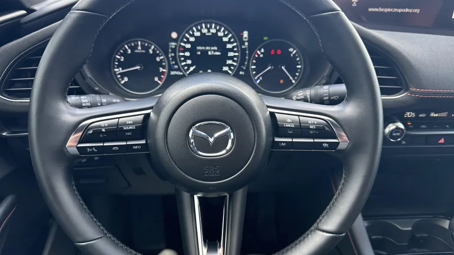 MAZDA 3 3 2.0 mHEV Nagisa aut