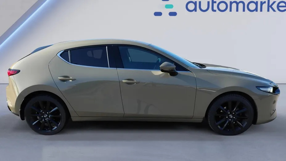 MAZDA 3 3 2.0 mHEV AWD Takumi aut