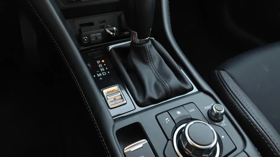 MAZDA CX-3 CX-3 2.0 SkyPassion i-Eloop 4x4 aut