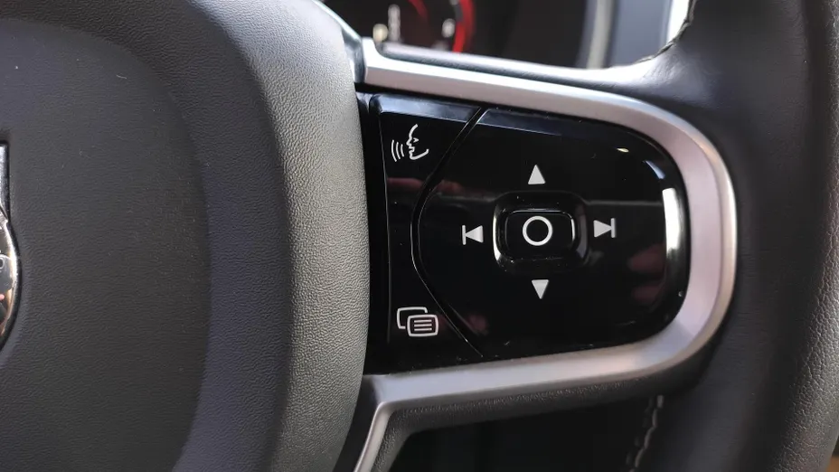 VOLVO XC90 XC90 B5 D AWD Inscription aut