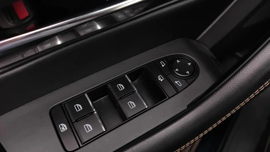 MAZDA CX-60 CX-60 2.5 PHEV Homura AWD aut