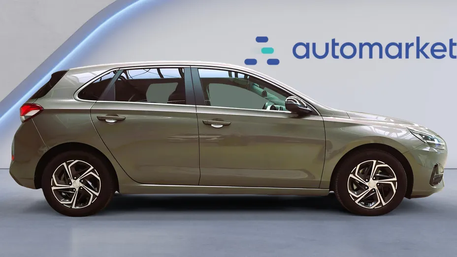 HYUNDAI i30 i30 1.0 T-GDI Smart