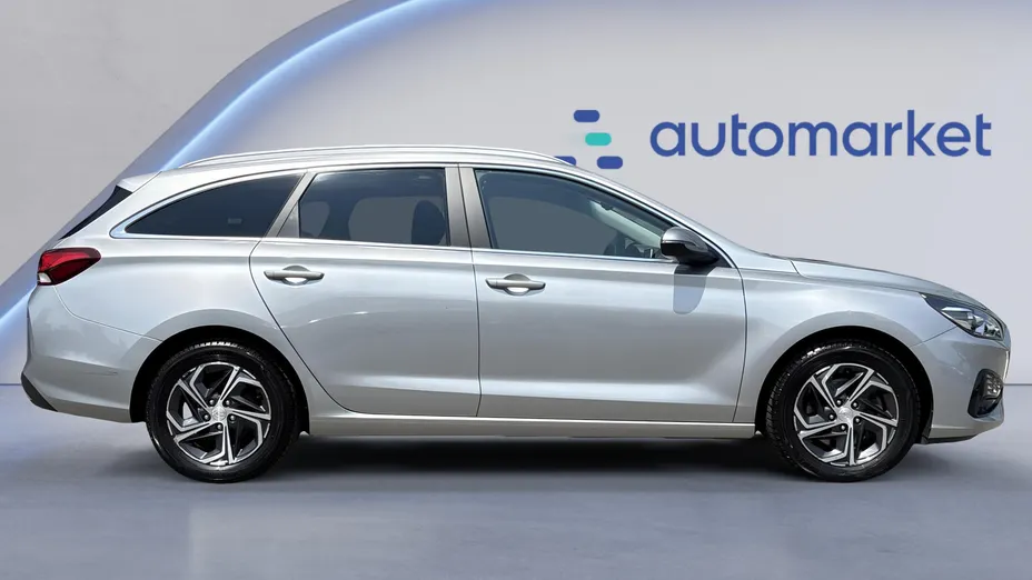 HYUNDAI i30 i30 1.6 D Comfort