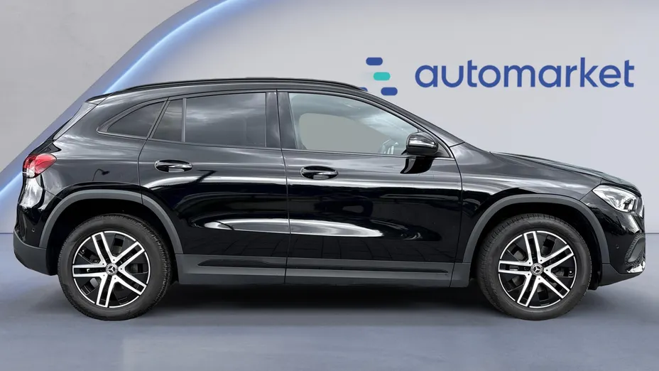 MERCEDES-BENZ GLA GLA 200