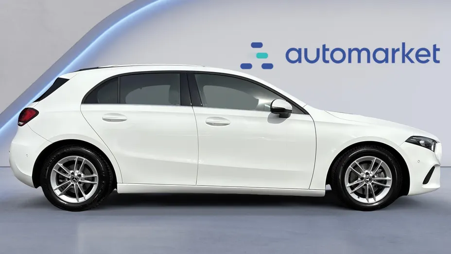 MERCEDES-BENZ A Klasa A 180 d 7G-DCT