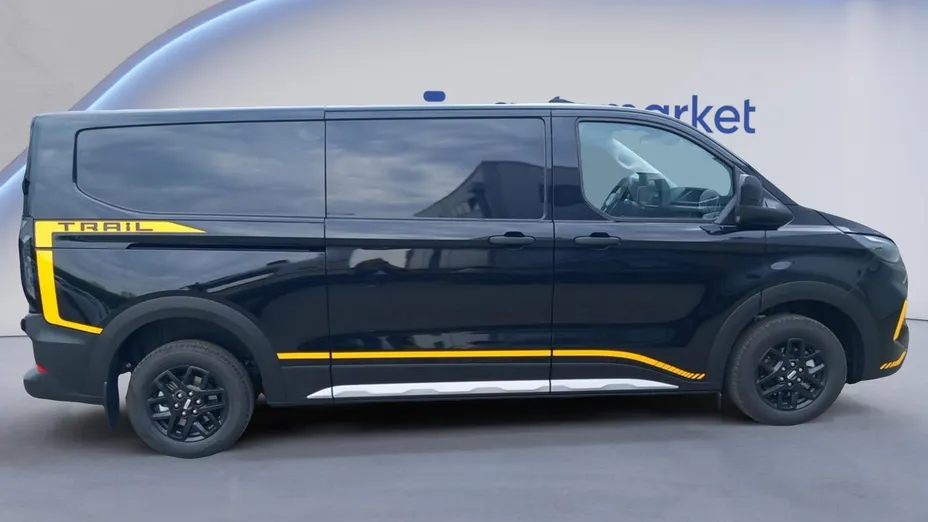 FORD Transit Custom Transit Custom 2.0 EcoBlue 320 L1H1 Trail Nowy