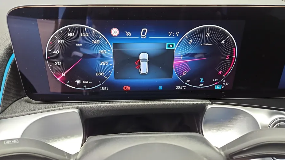 MERCEDES-BENZ GLB GLB 200 d AMG Line 8G-DCT