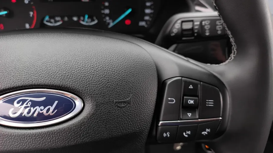 FORD Puma Puma 1.0 EcoBoost mHEV Titanium Design