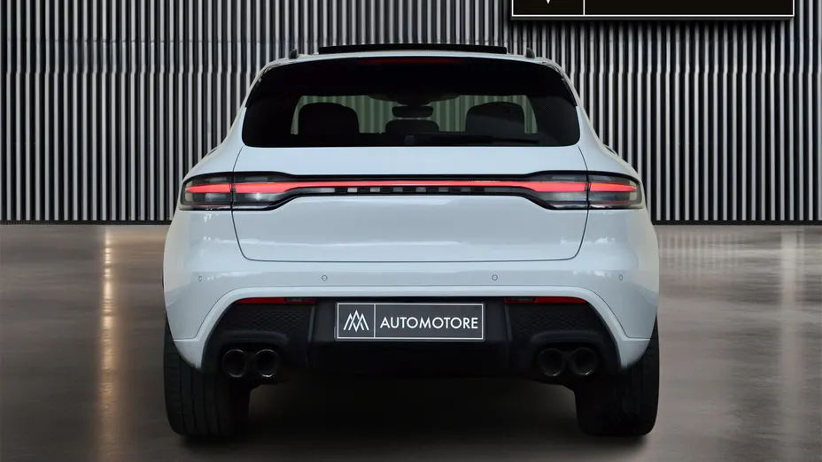 PORSCHE Macan Macan