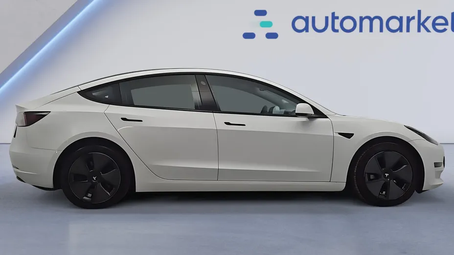 TESLA Model 3 3 Long Range RWD