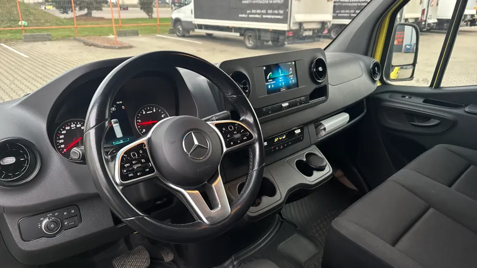 MERCEDES-BENZ Sprinter -