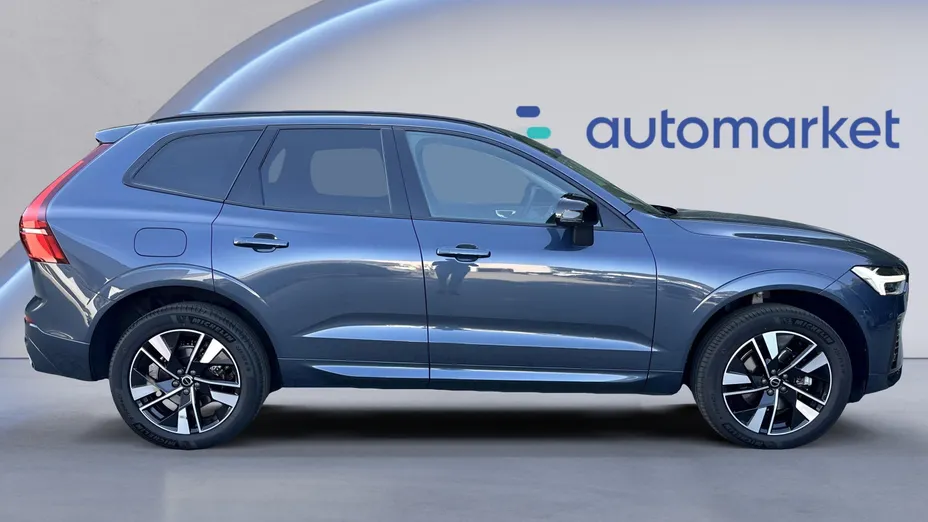 VOLVO XC60 XC60 B5 B AWD Plus Dark aut
