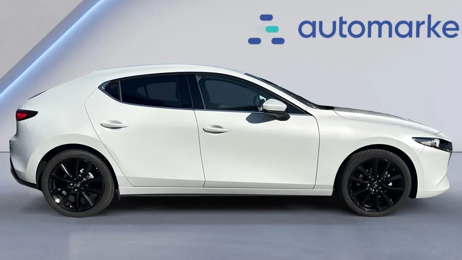 MAZDA 3 3 2.0 mHEV Centre-Line aut