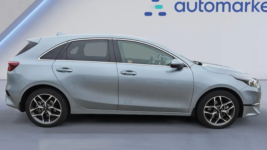 KIA Cee'd Ceed 1.5 T-GDI Tribute DCT