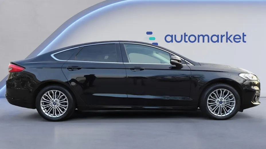 FORD Mondeo Mondeo 2.0 Hybrid Titanium