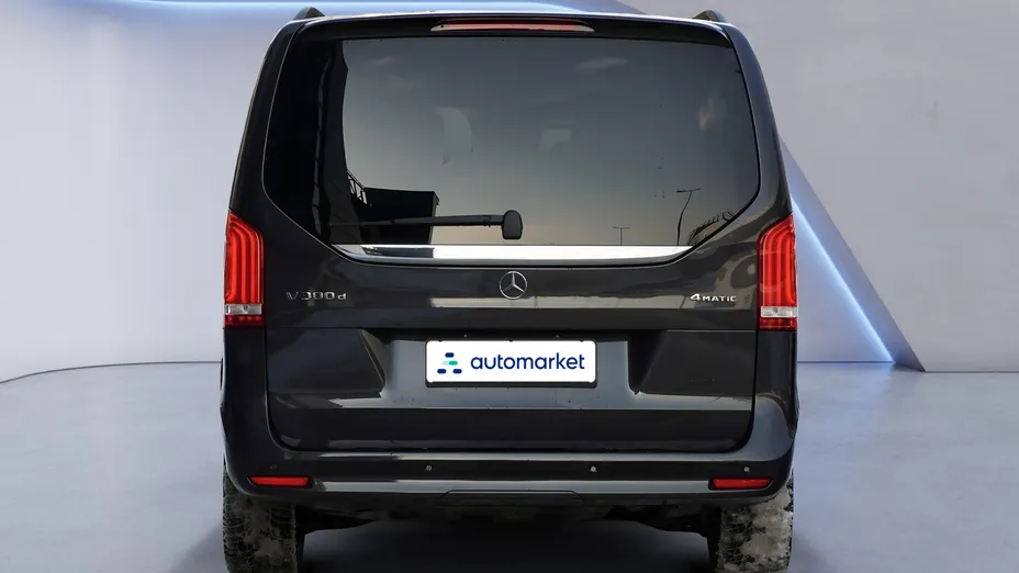 MERCEDES-BENZ V Klasa V 300 d 4-Matic Avantgarde 9G-Tronic (długi)