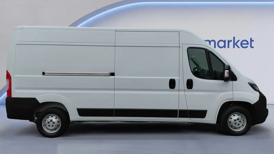 PEUGEOT Boxer Boxer 335 BlueHDi L3H2