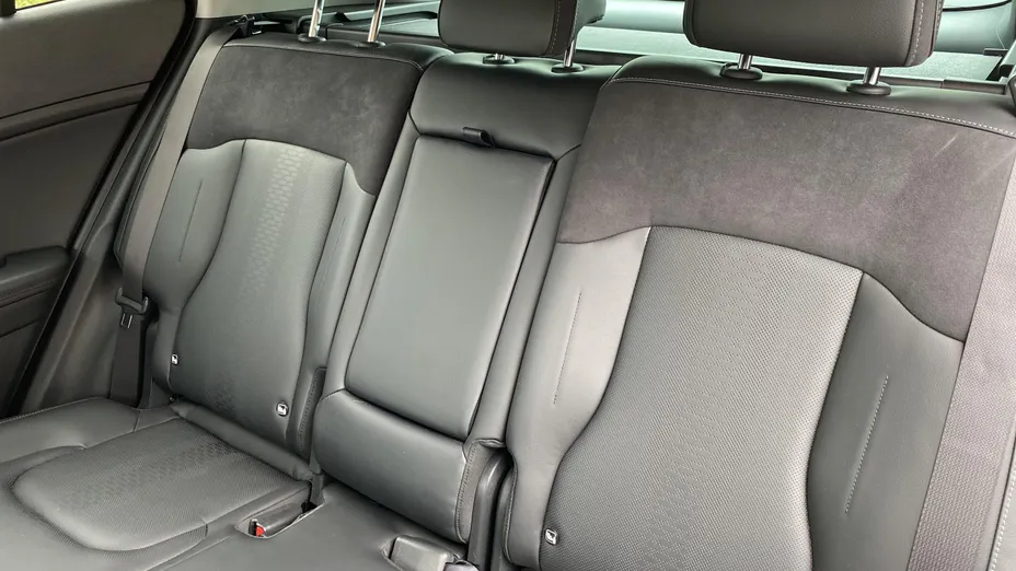 KIA Sportage Sportage 1.6 T-GDI HEV Business Line 2WD aut