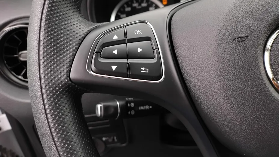 MERCEDES-BENZ Vito Vito Tourer 114 CDI L2 Pro 9G-Tronic 447.703