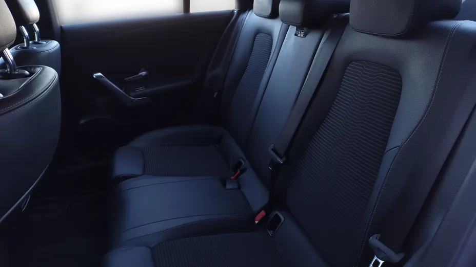 MERCEDES-BENZ CLA CLA 200 7G-DCT