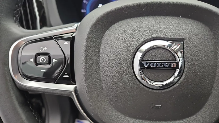 VOLVO xc60 XC60 B4 B Plus Bright aut