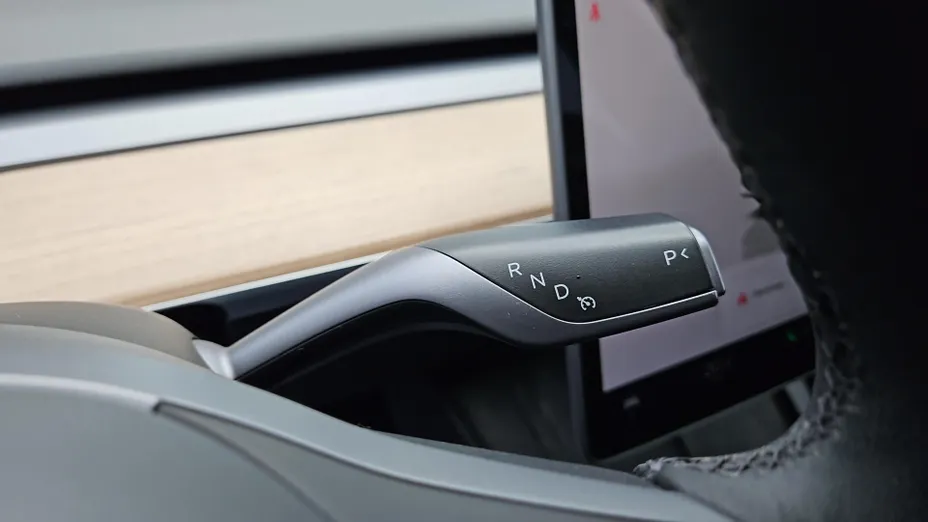 TESLA Model 3 3 Long Range RWD