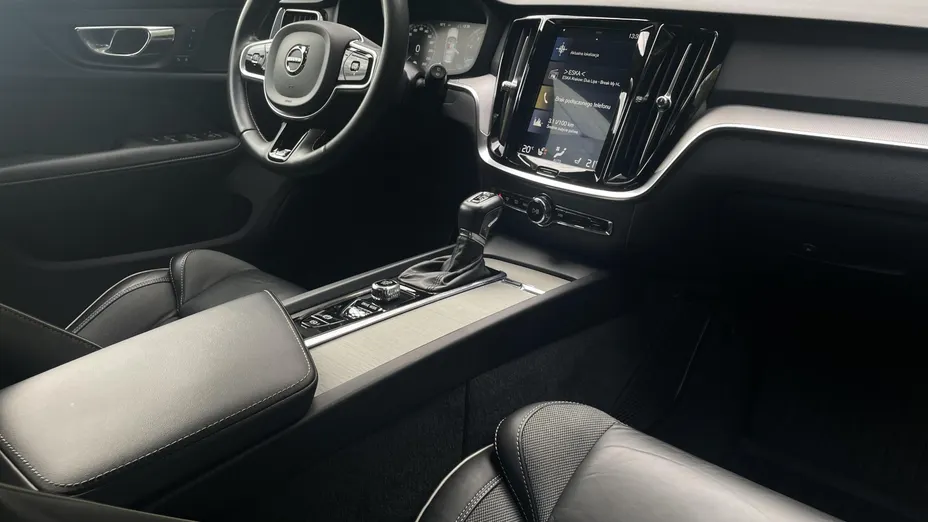 VOLVO V60 V60 T5 R-Design aut