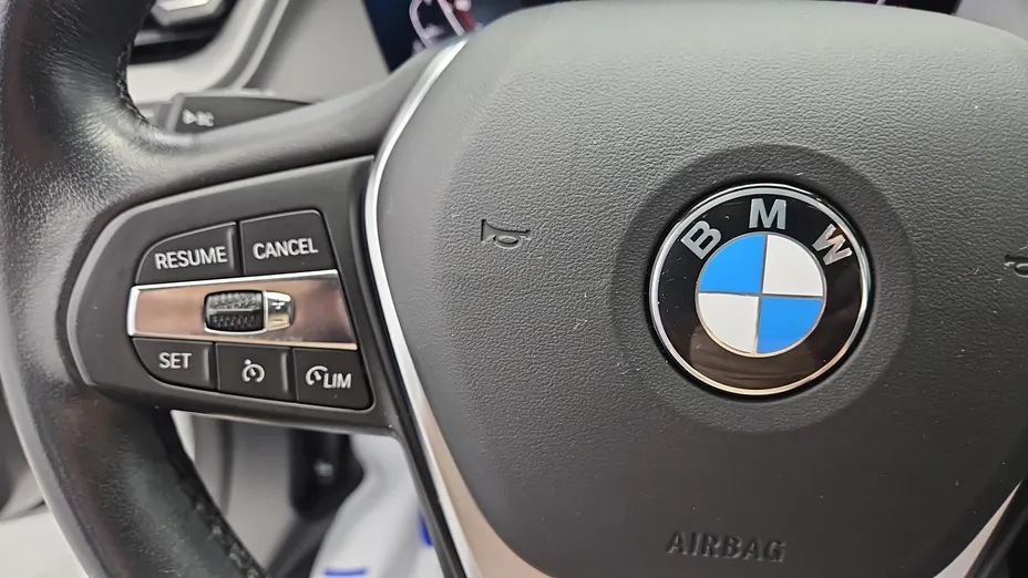 BMW Seria 2 216d Advantage aut