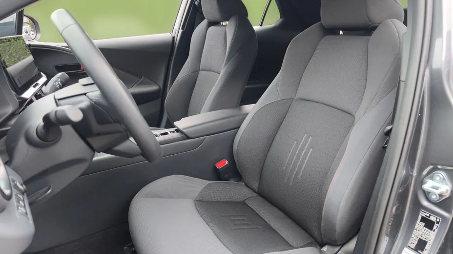 TOYOTA C-HR C-HR 2.0 PHEV Dynamic Force Style