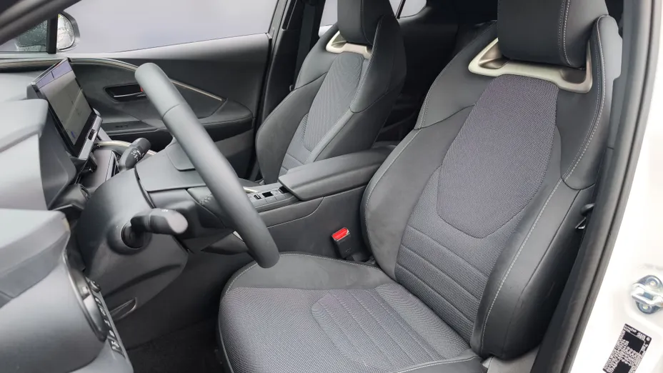 TOYOTA C-HR C-HR 2.0 PHEV Dynamic Force Executive
