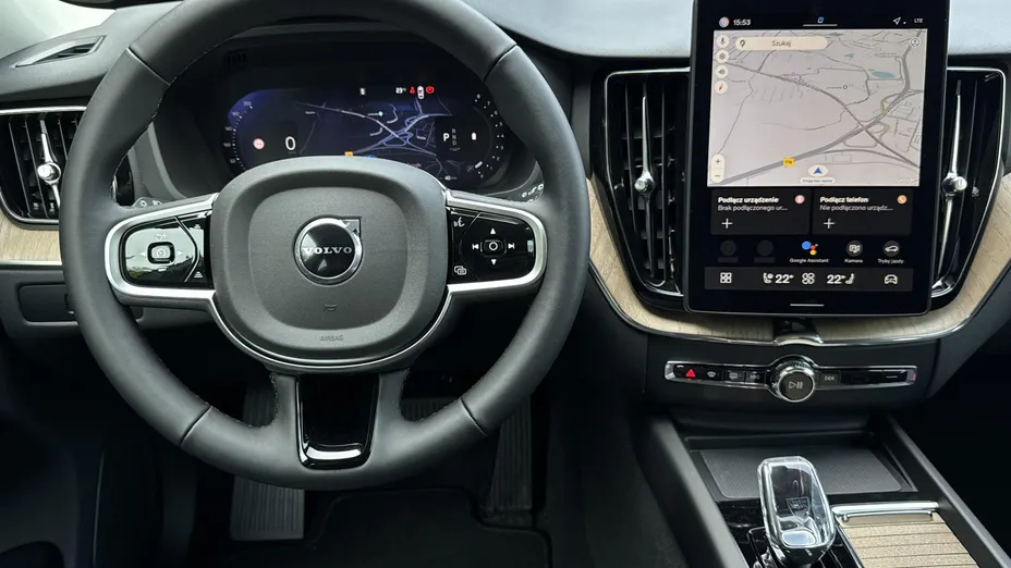 VOLVO XC60 XC60 B5 B AWD Plus Dark aut