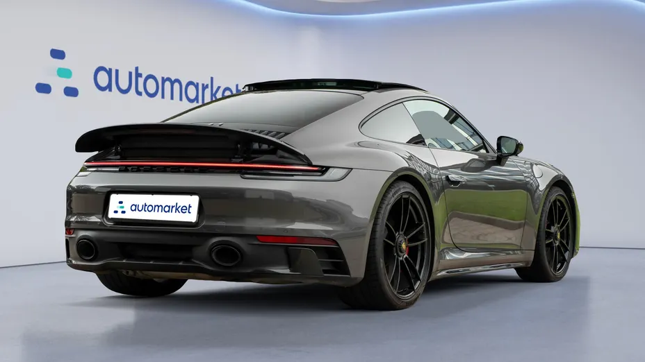 PORSCHE 911 911 Carrera GTS
