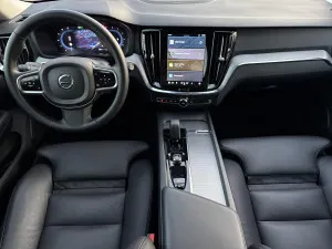 VOLVO V60 V60 B4 D Plus Dark aut