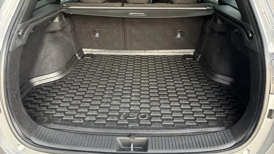 HYUNDAI i30 i30 1.0 T-GDI Modern