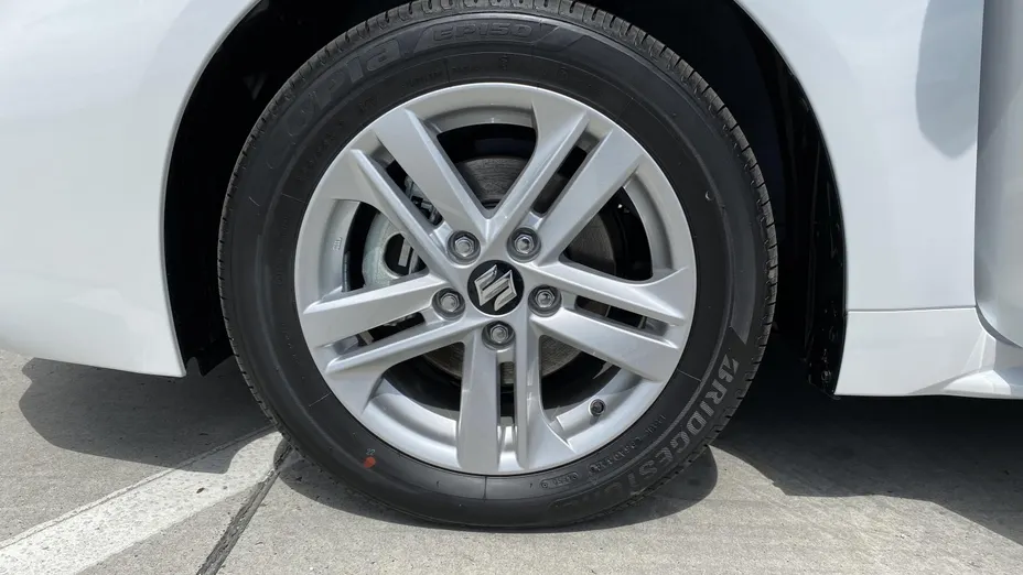 SUZUKI Swace Swace 1.8 Hybrid Elegance CVT Nowy