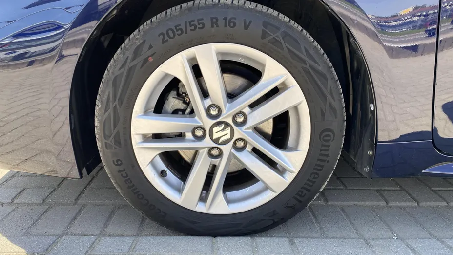 SUZUKI Swace Swace 1.8 Hybrid Elegance CVT