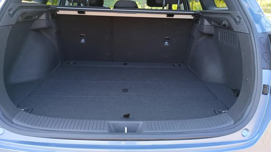 HYUNDAI i30 i30 1.5 DPI Pure