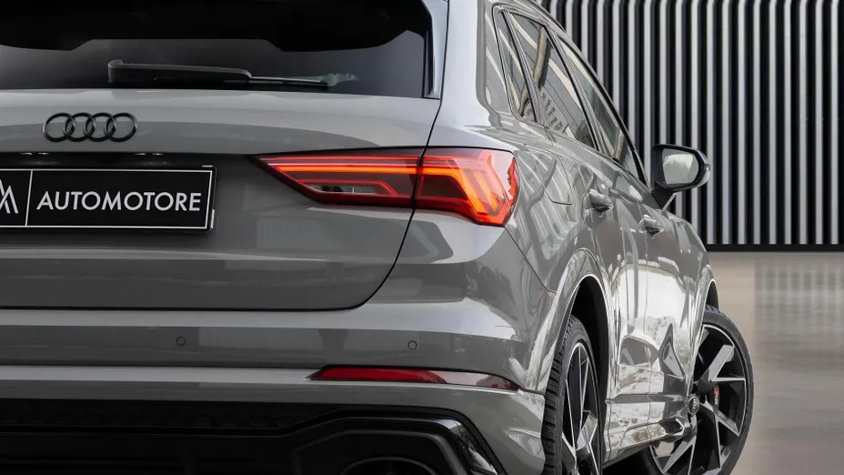 AUDI Q3 Q3 RS S tronic