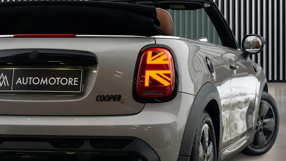 MINI [BMW] Cabrio Cooper S John Cooper Works Trim sport-aut