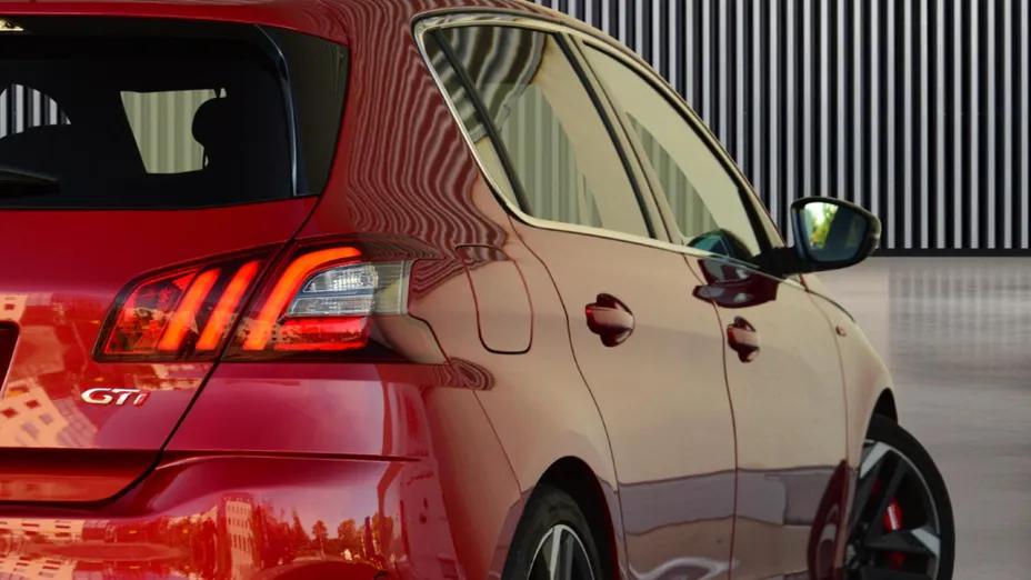 PEUGEOT 308 308 1.6 e-THP GTi by Peugeot Sport S&S