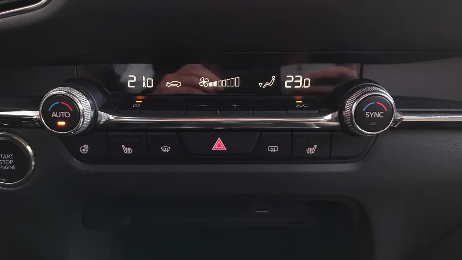 MAZDA CX-30 CX-30 2.0 mHEV Hikari 2WD