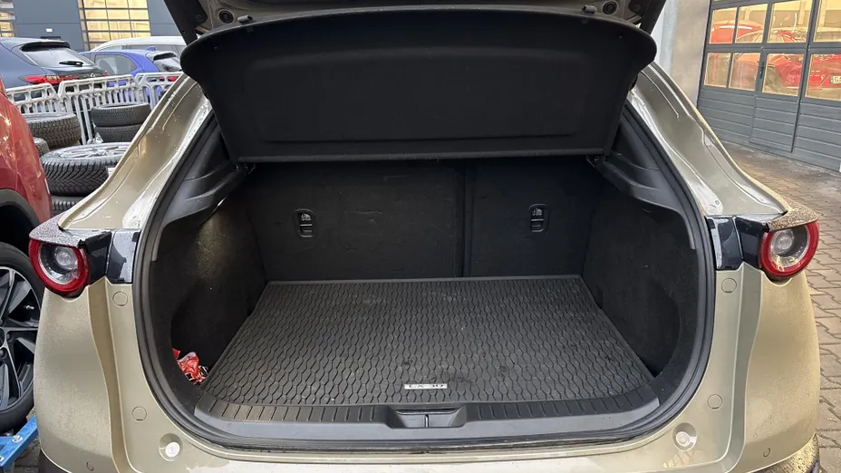 MAZDA CX-30 CX-30 2.0 mHEV Nagisa AWD aut