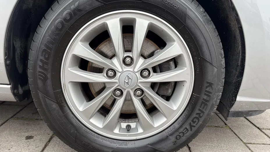 HYUNDAI i30 i30 1.5 DPI Modern